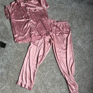 Silk pink pajamas size large